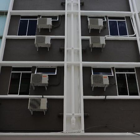 Kuok Pin Hotel Kuching Extérieur photo
