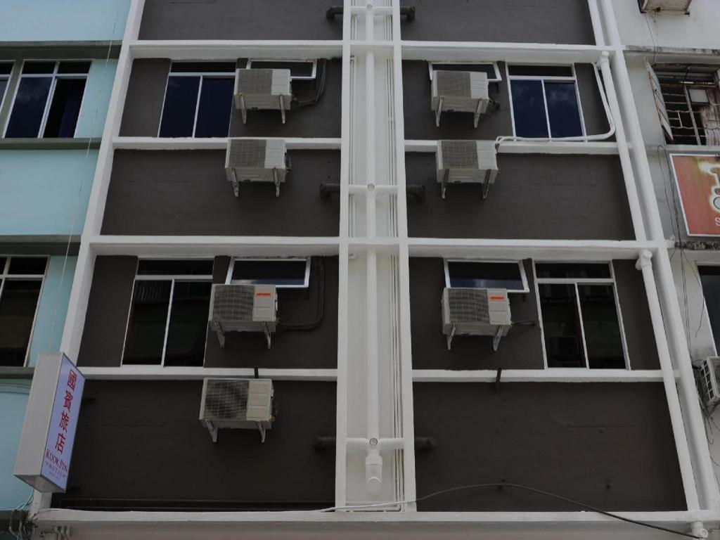 Kuok Pin Hotel Kuching Extérieur photo