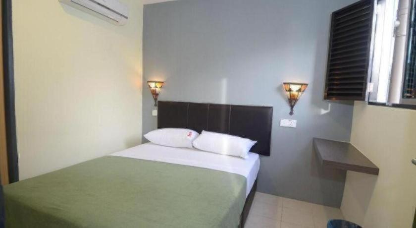Kuok Pin Hotel Kuching Extérieur photo